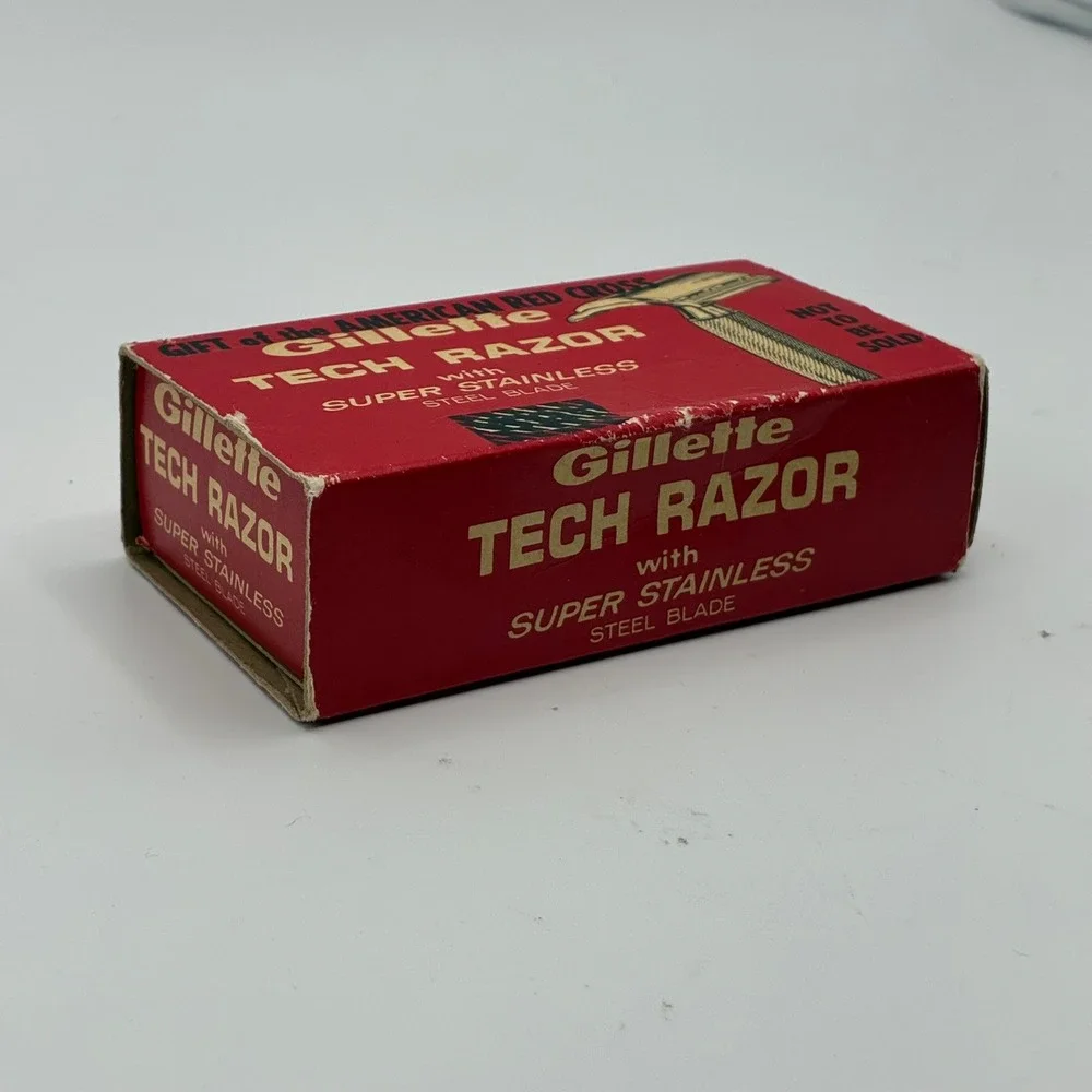 Gillette Tech Razor Mens Red American Red Cross Vintage Safety Razor New